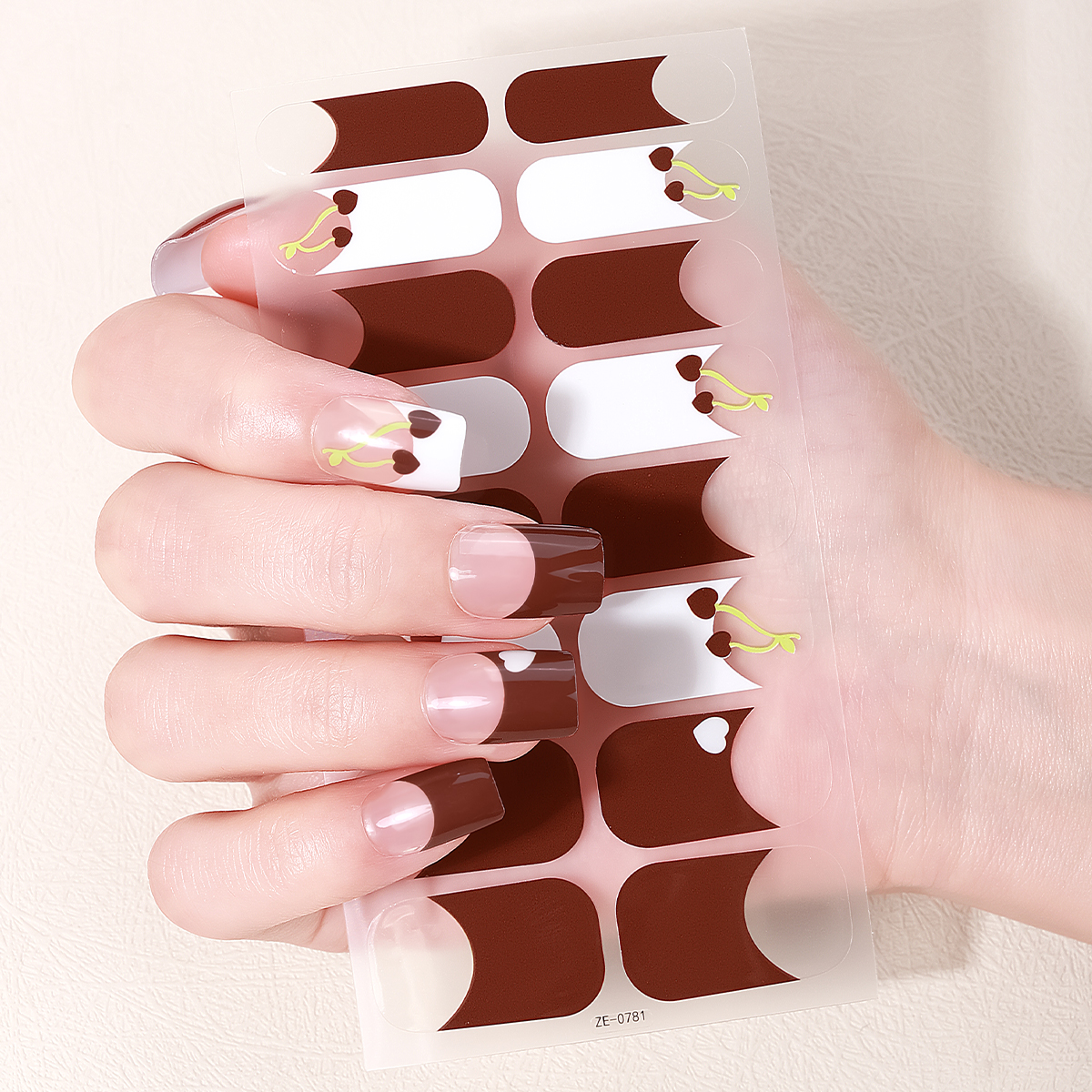 16 팁 레드 네일 스티커 오래 지속되는 프렌치 하트  - Striping Tape Nail 리뷰 및 가격