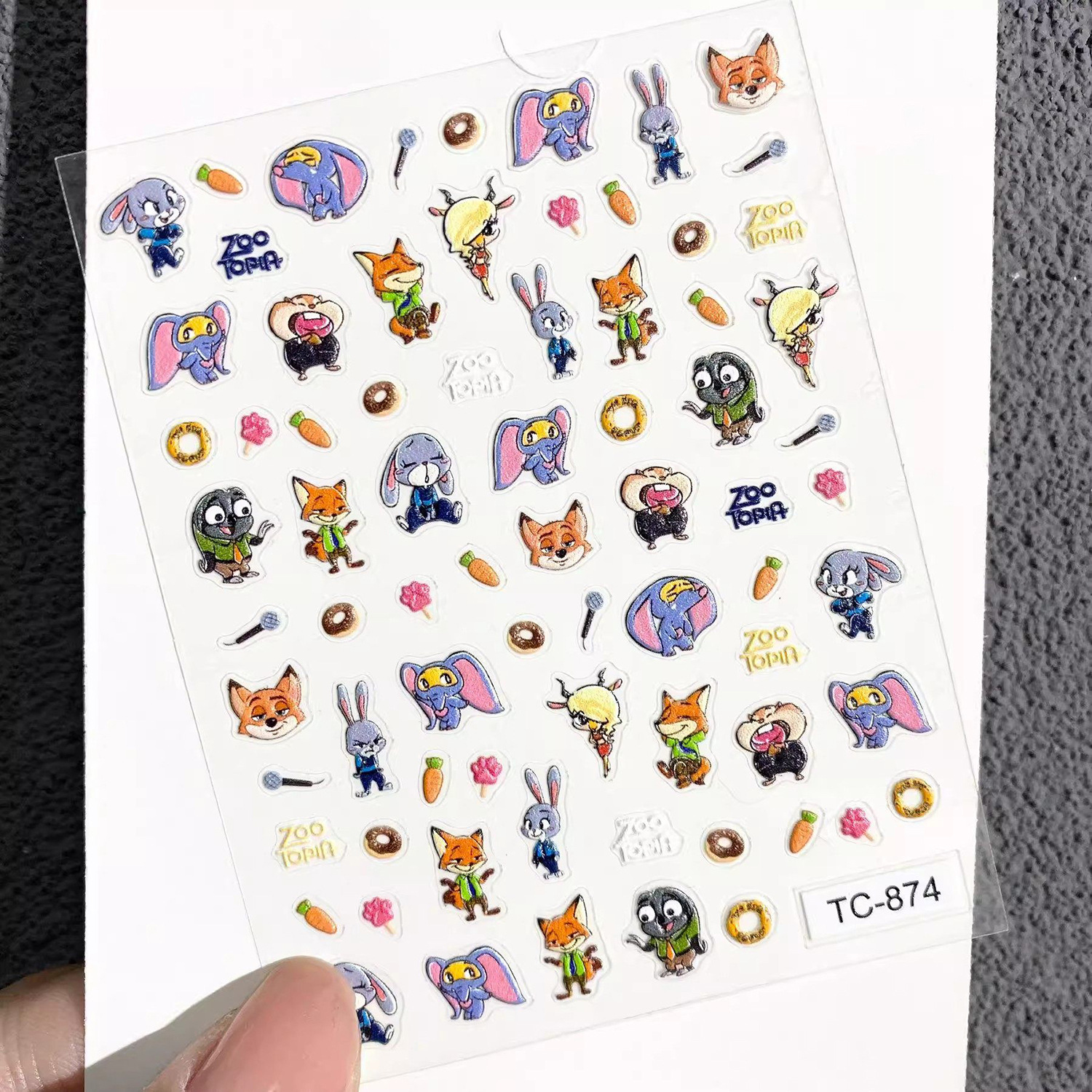 2PCS 귀여운 만화 Zootopia 스티커 3D 양각 - Nail Art Zootopia 리뷰 및 가격